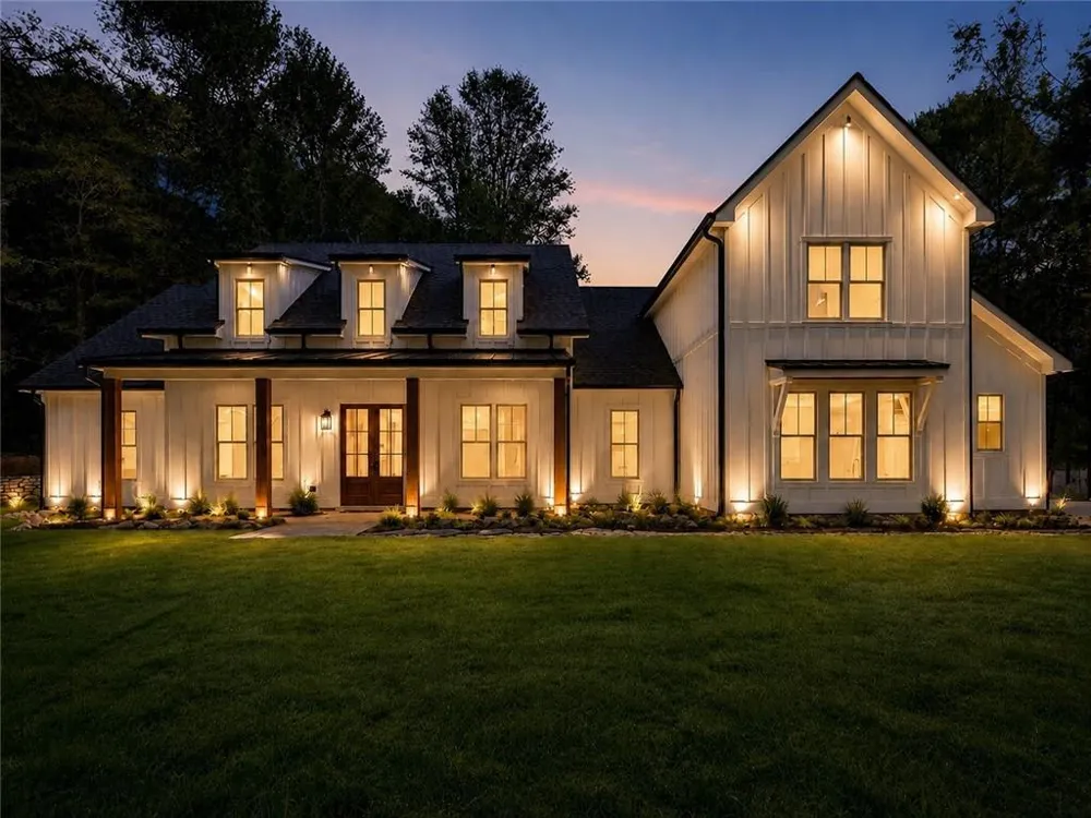 2200 Upper Burris Road Canton, GA 30114