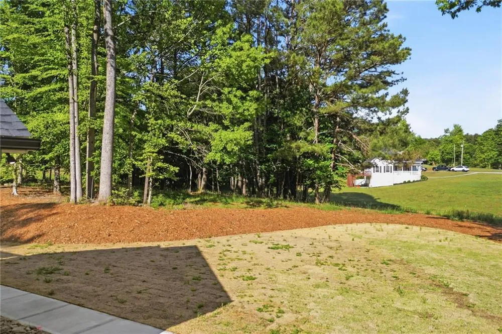 2200 Upper Burris Road Canton, GA 30114