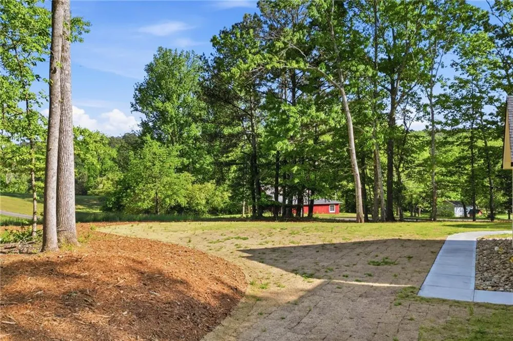 2200 Upper Burris Road Canton, GA 30114