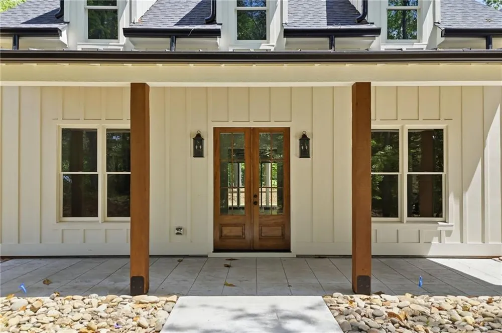 2200 Upper Burris Road Canton, GA 30114