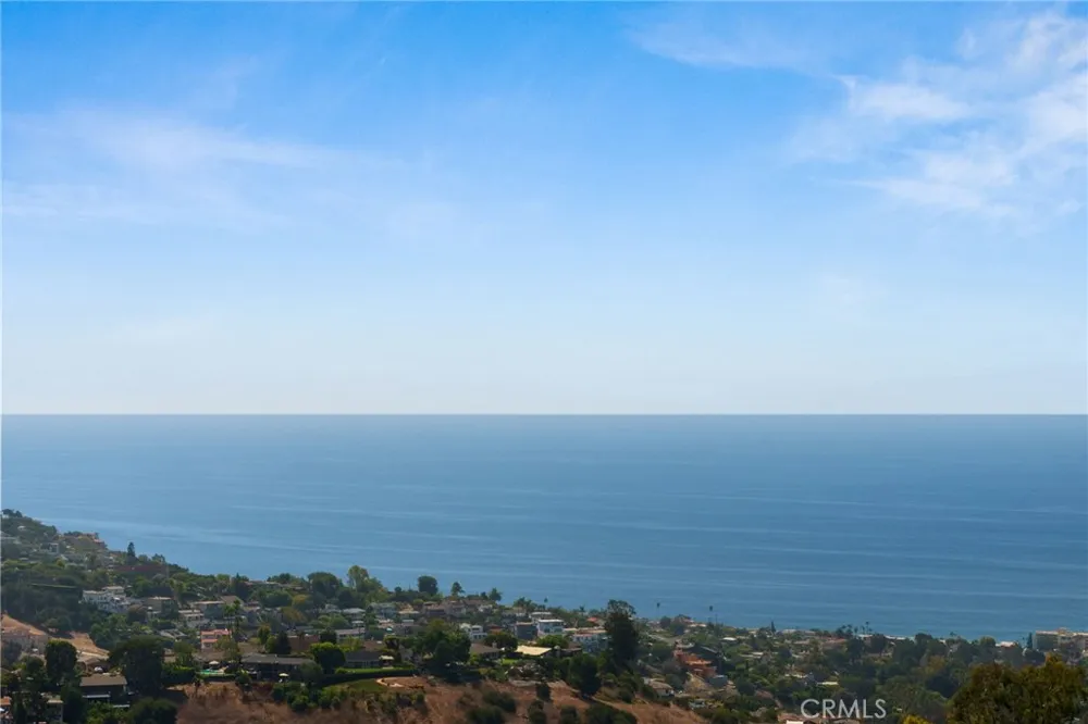 2155 Temple Hills Laguna Beach, CA 92651