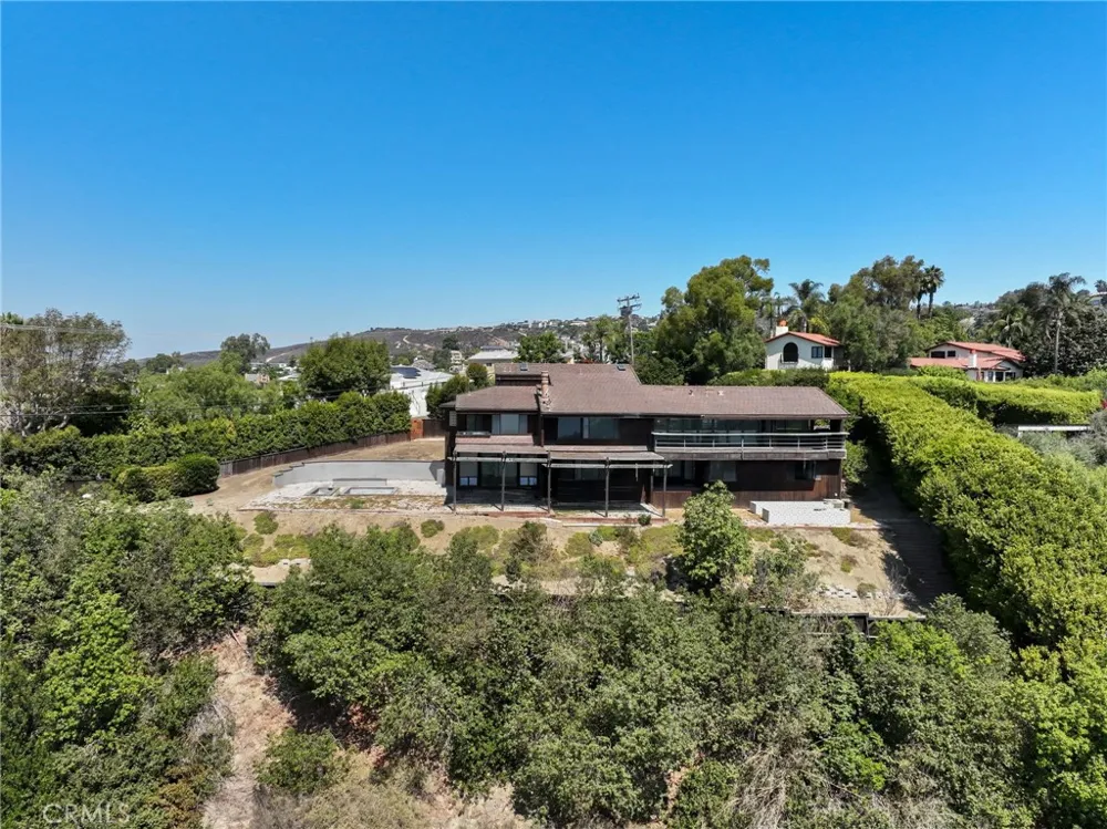 2155 Temple Hills Laguna Beach, CA 92651