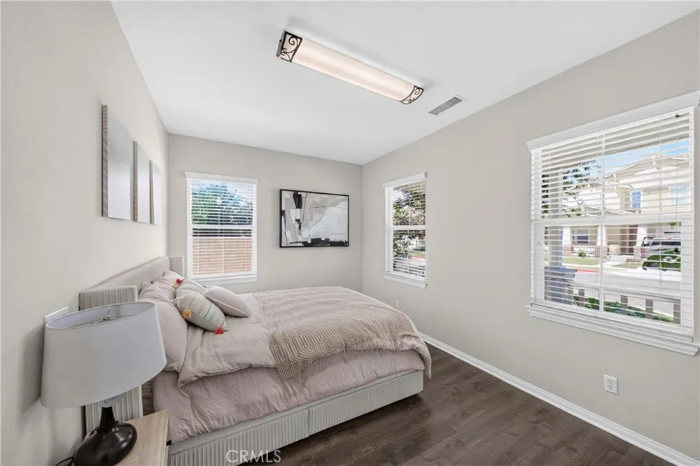 6821 Edinboro Chino, CA 91710