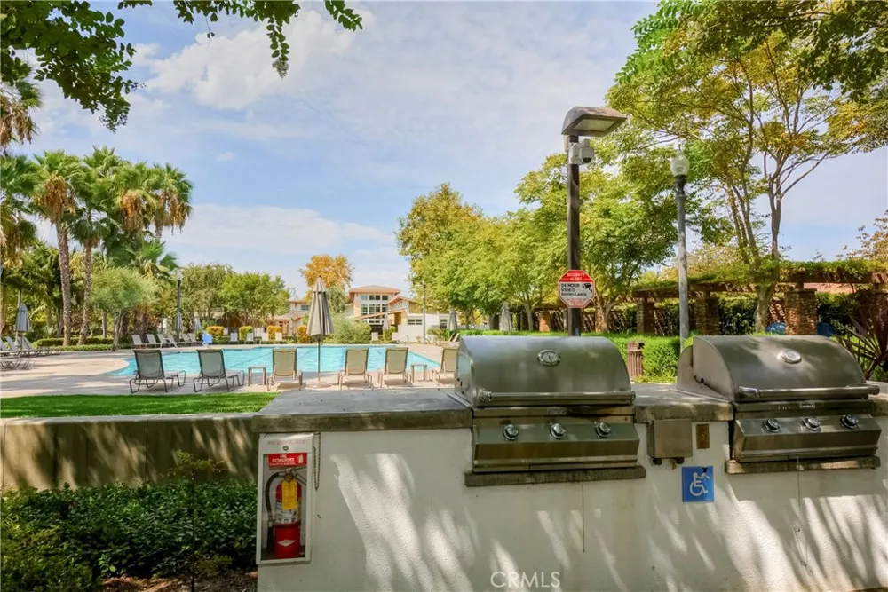 6821 Edinboro Chino, CA 91710