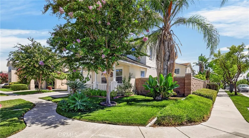 6821 Edinboro Chino, CA 91710