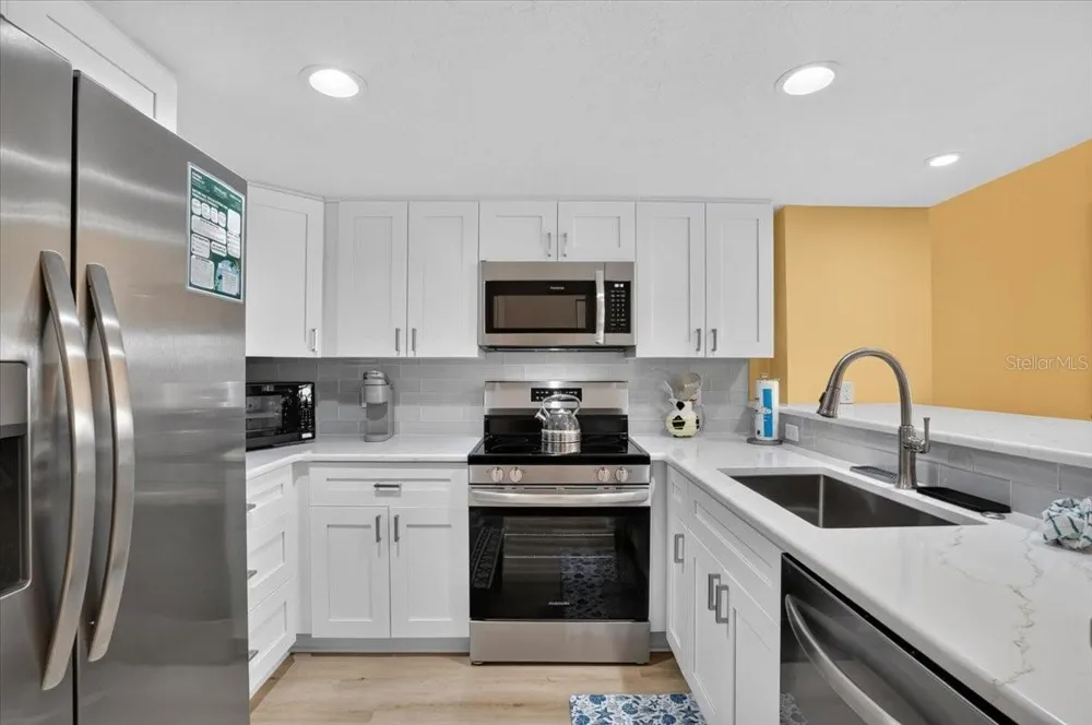 1007 GULF DRIVE #217 Bradenton Beach, FL 34217