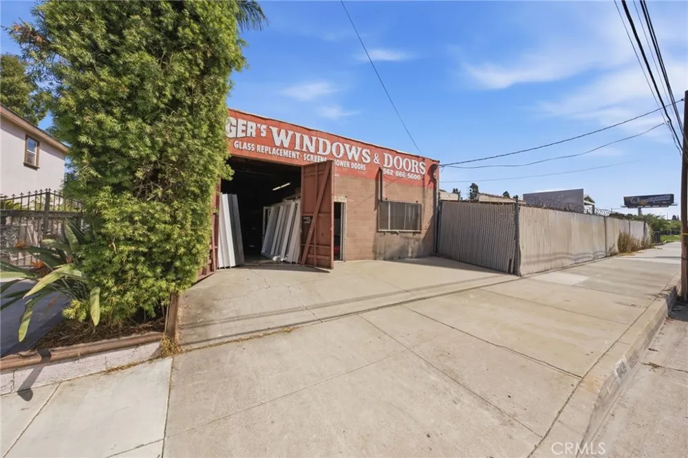 10452 Alondra Bellflower, CA 90706