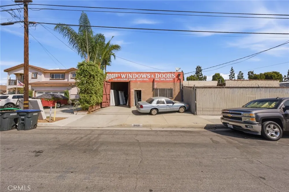 10452 Alondra Bellflower, CA 90706