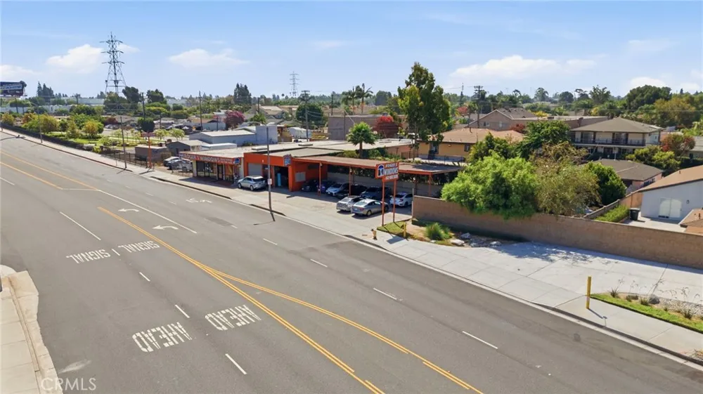 10452 Alondra Bellflower, CA 90706