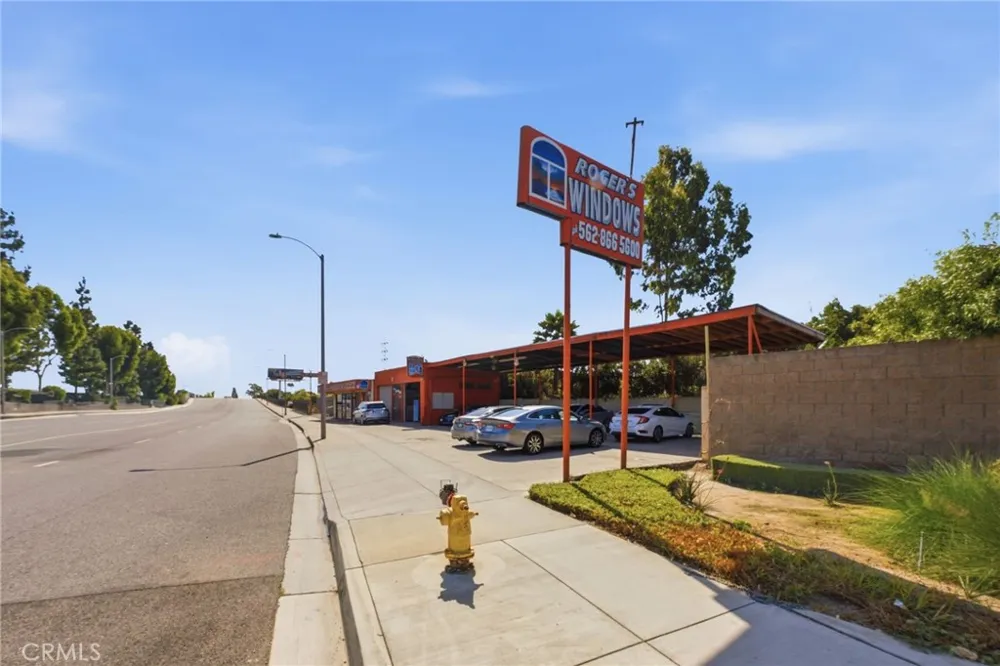 10452 Alondra Bellflower, CA 90706