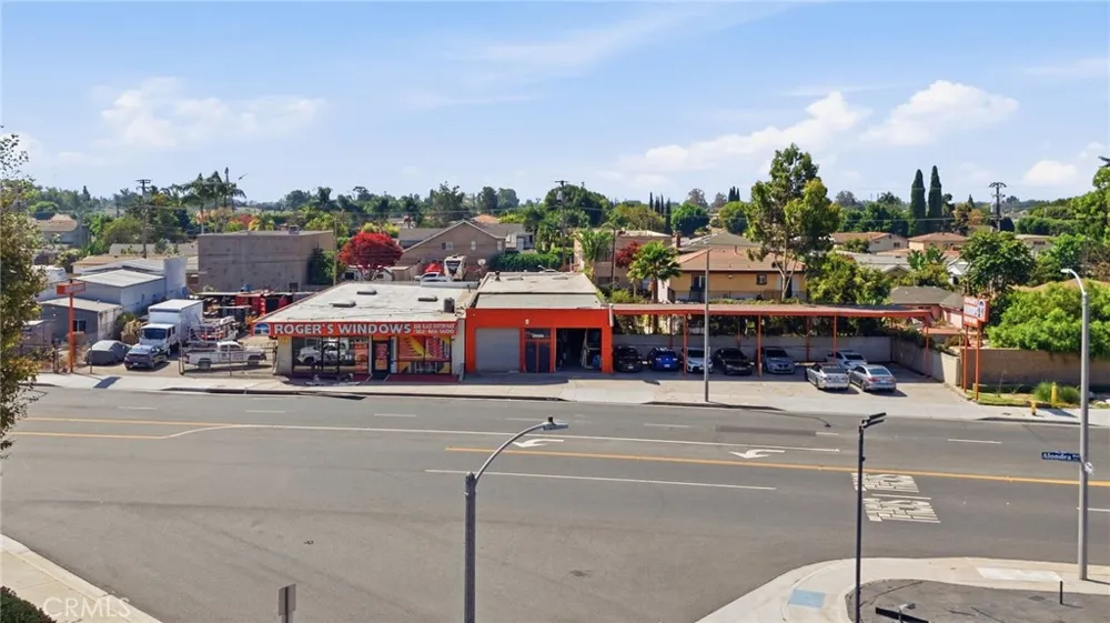 10452 Alondra Bellflower, CA 90706