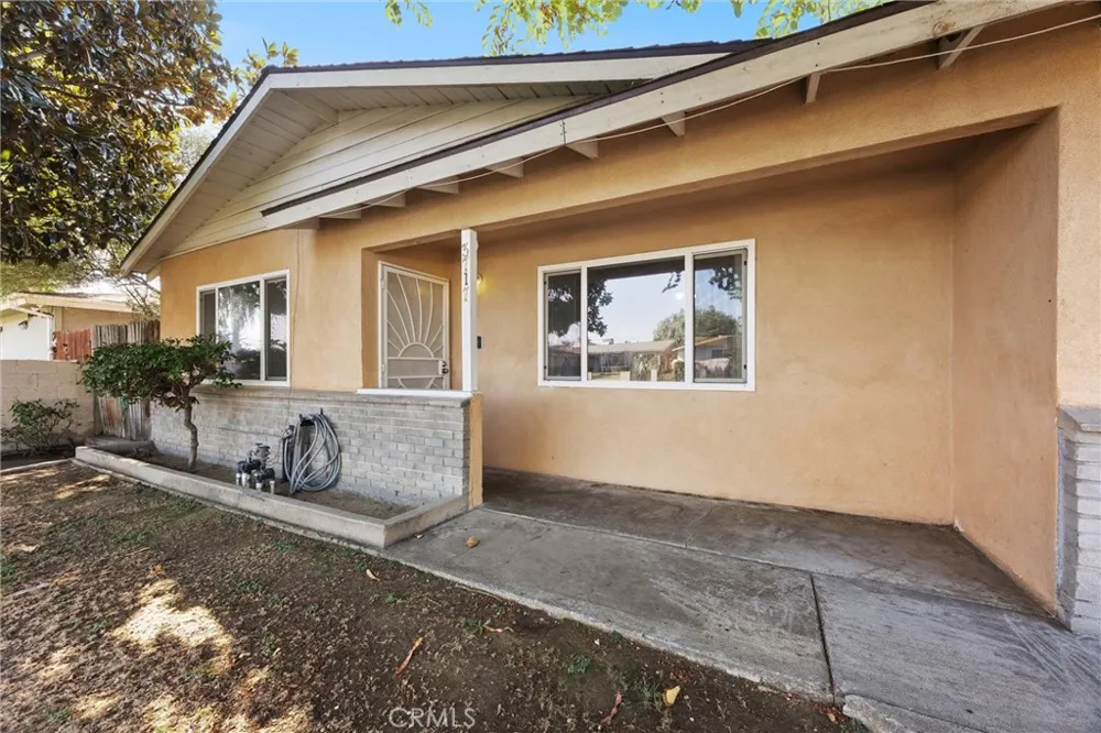 3717 Madrid Bakersfield, CA 93309