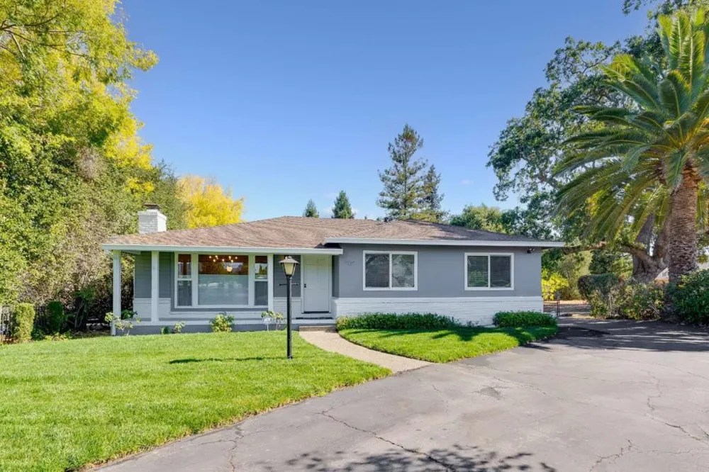 Address Not Shown Redwood City, CA 94061
