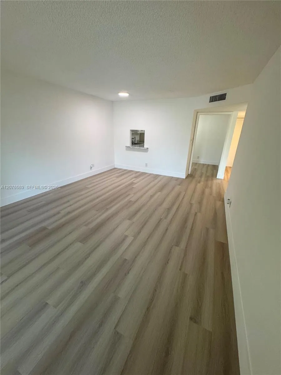 4880 NW 22nd St #110 Lauderhill, FL 33313