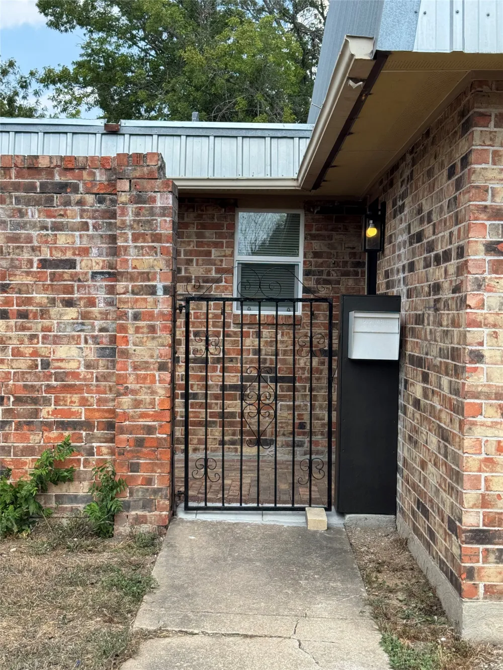 4701 Sagebrush Circle Austin, TX 78745
