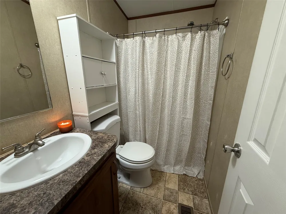 1323 Hollow Oak Lane Shreveport, LA 71107