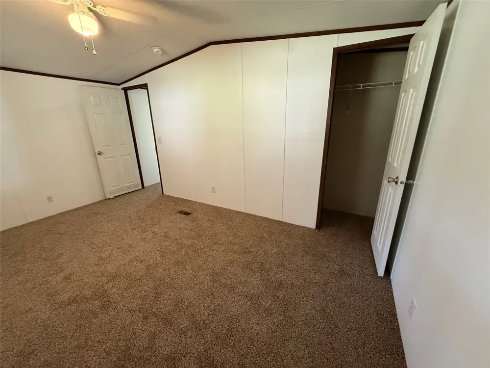 1323 Hollow Oak Lane Shreveport, LA 71107