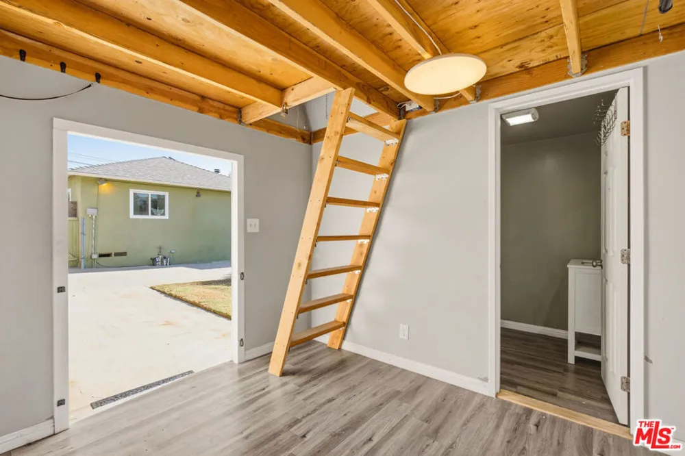 8453 Fenwick Street Los Angeles, CA 91040