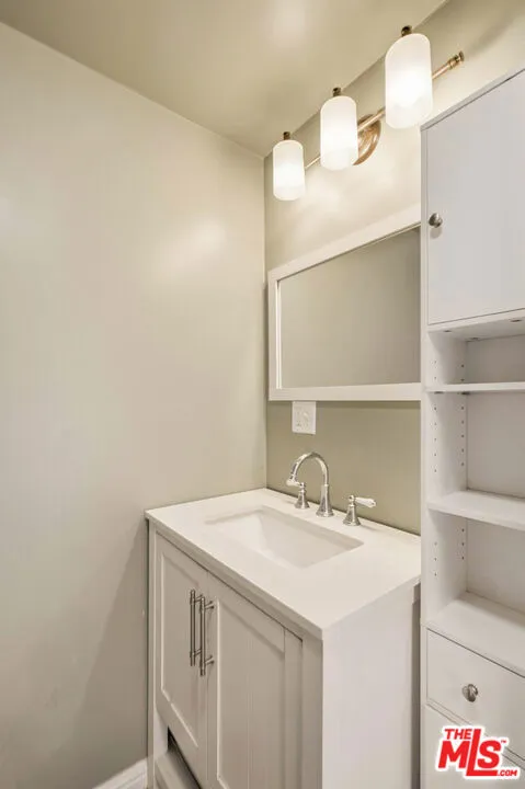 8453 Fenwick Street Los Angeles, CA 91040