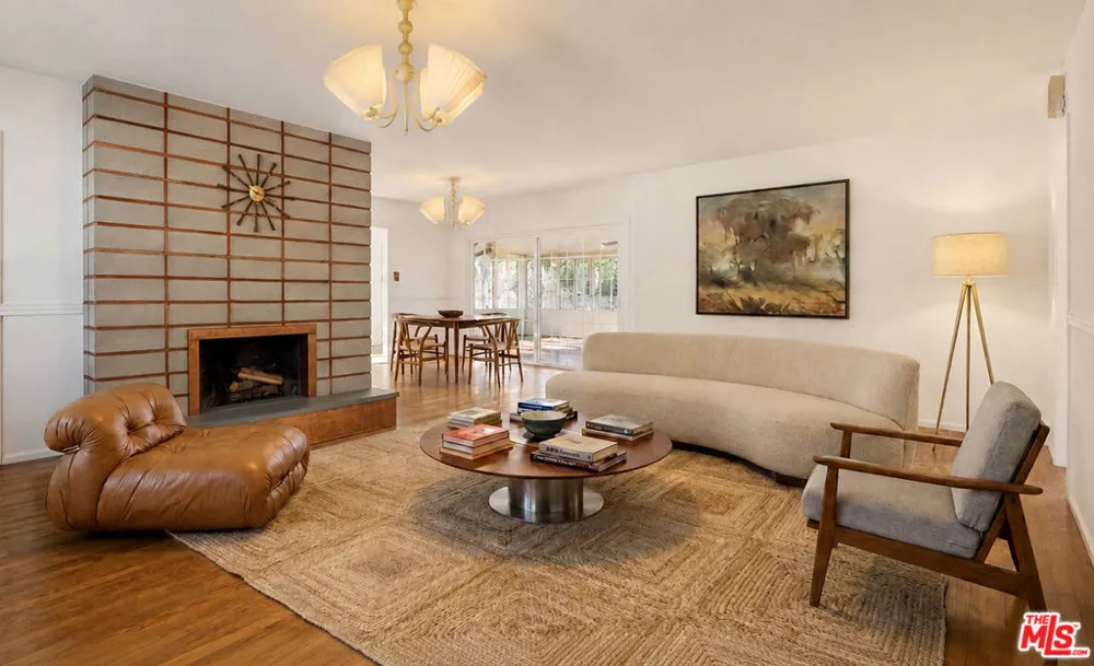 8453 Fenwick Street Los Angeles, CA 91040