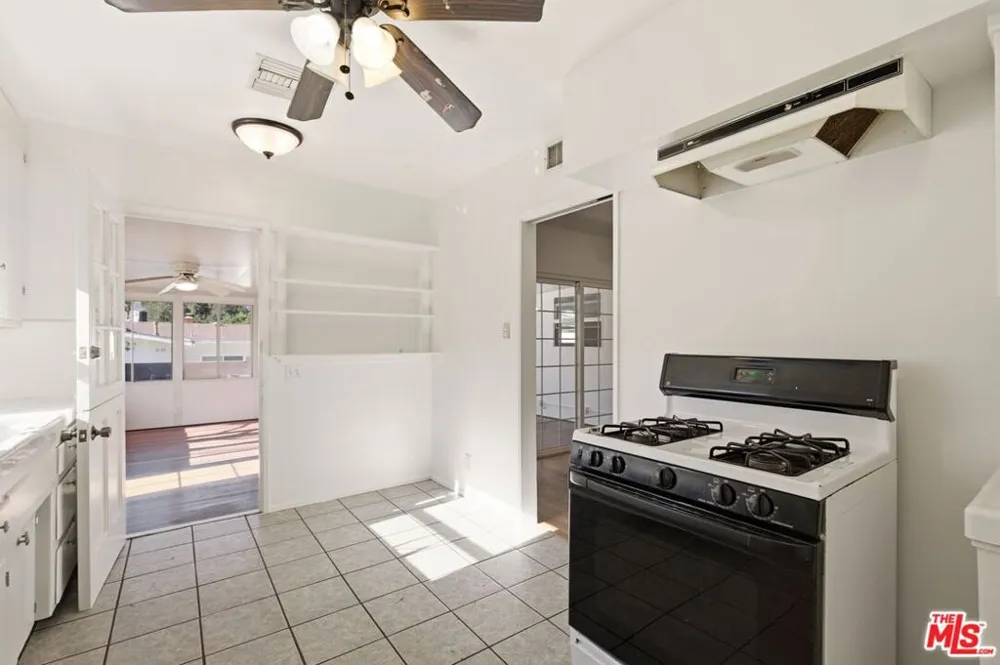 8453 Fenwick Street Los Angeles, CA 91040