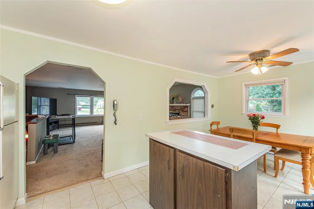 1 James Drive Mount Arlington, NJ 07856
