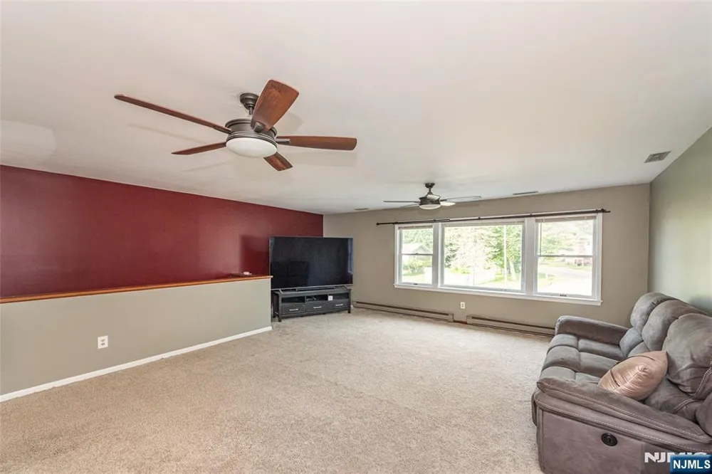 1 James Drive Mount Arlington, NJ 07856