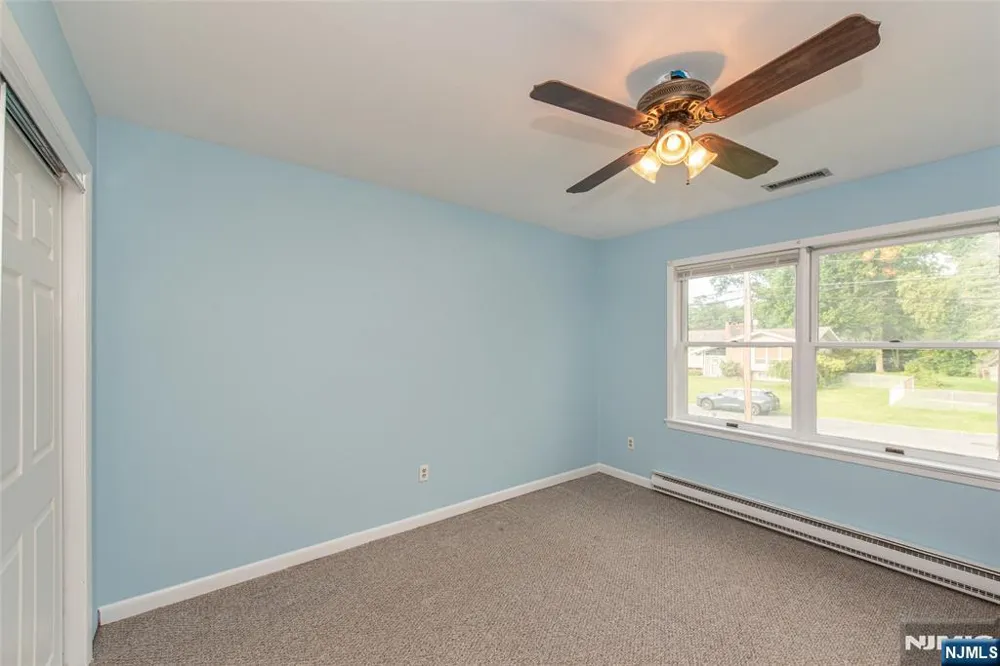 1 James Drive Mount Arlington, NJ 07856