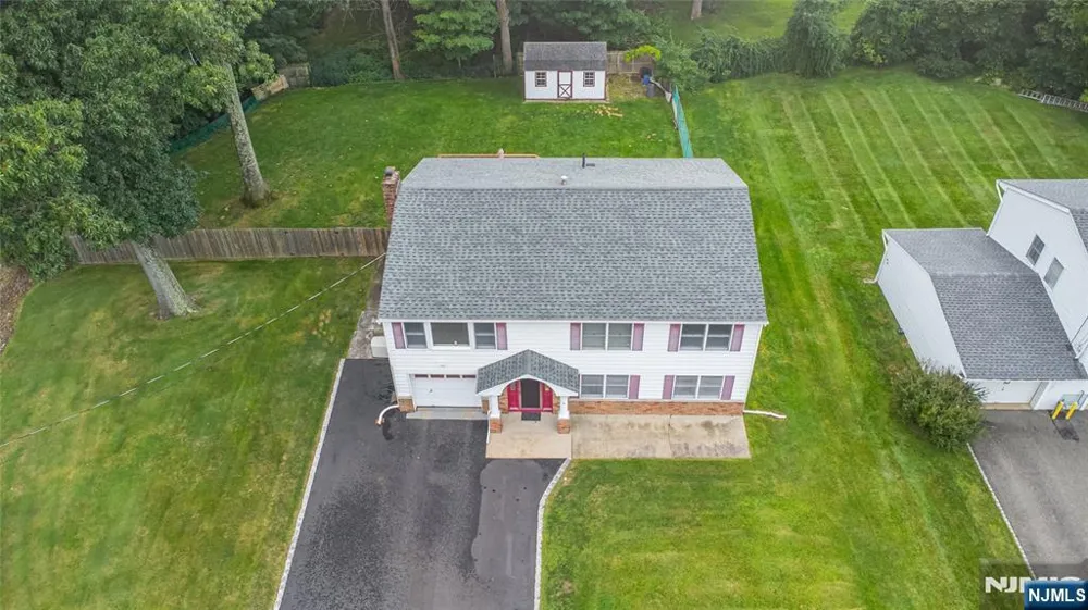 1 James Drive Mount Arlington, NJ 07856