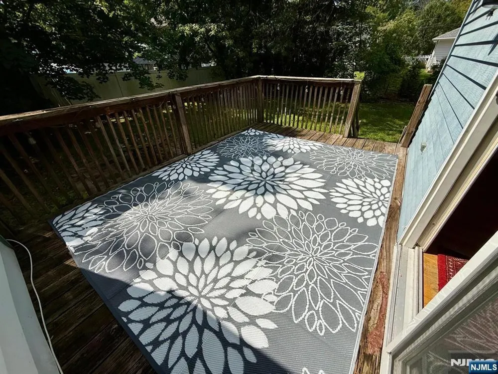16-06 Jordon Road Fair Lawn, NJ 07410