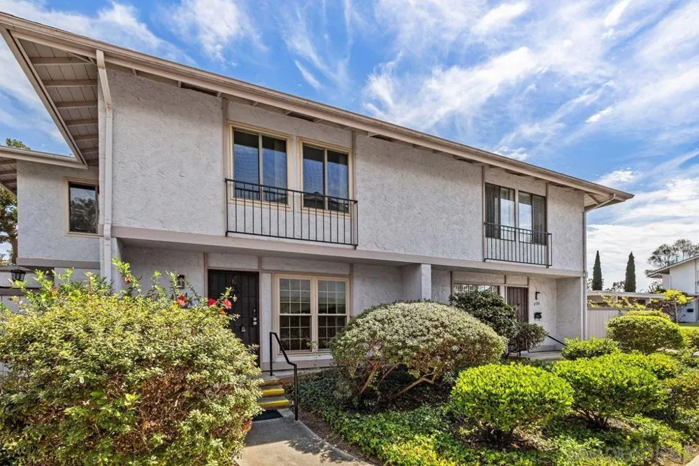 4384 Vision San Diego, CA 92121