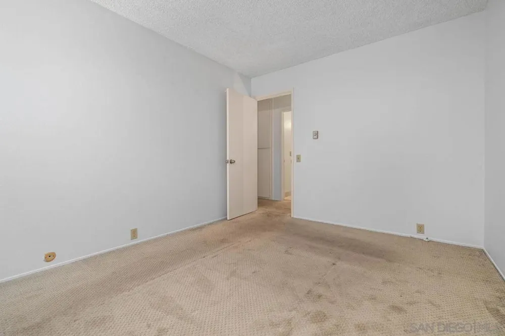 4384 Vision San Diego, CA 92121