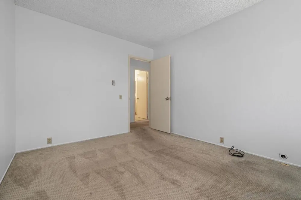 4384 Vision San Diego, CA 92121