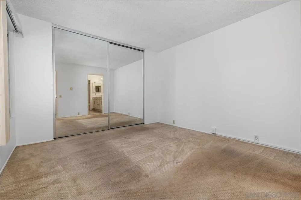 4384 Vision San Diego, CA 92121