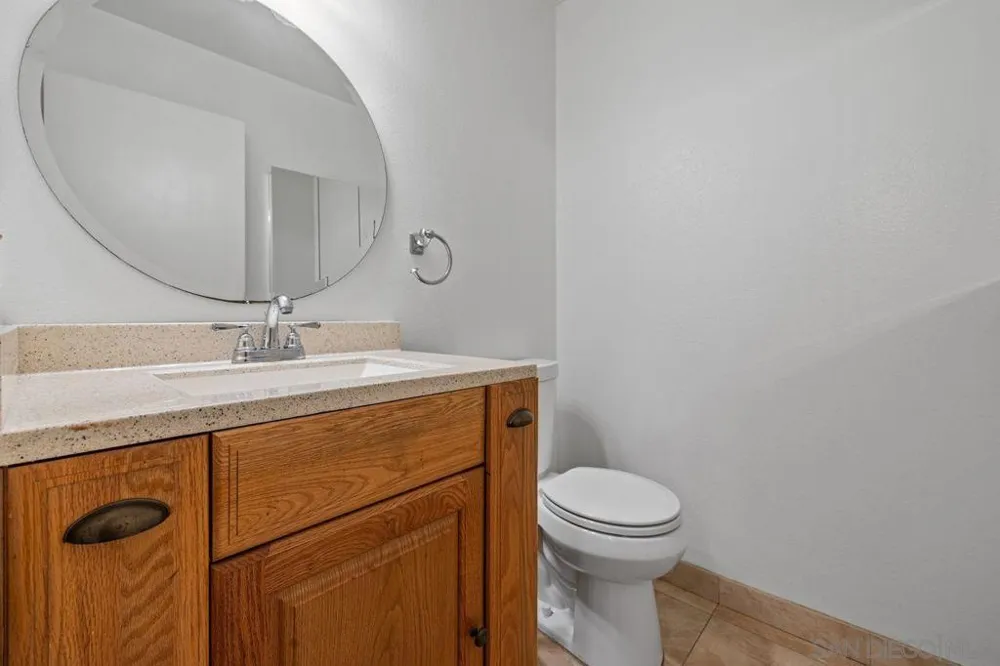 4384 Vision San Diego, CA 92121
