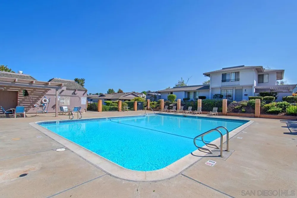 4384 Vision San Diego, CA 92121