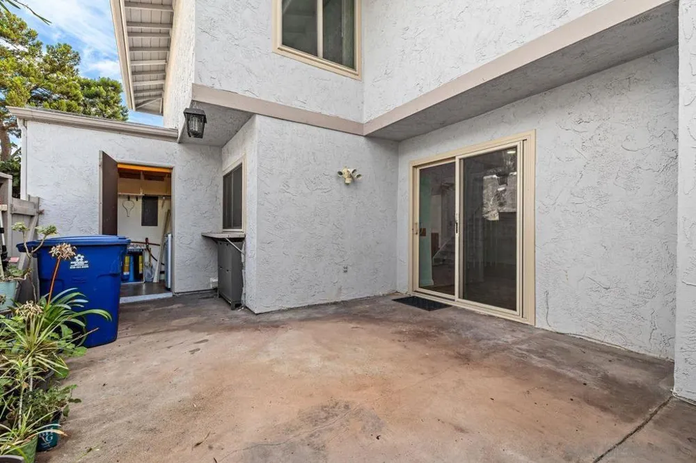 4384 Vision San Diego, CA 92121