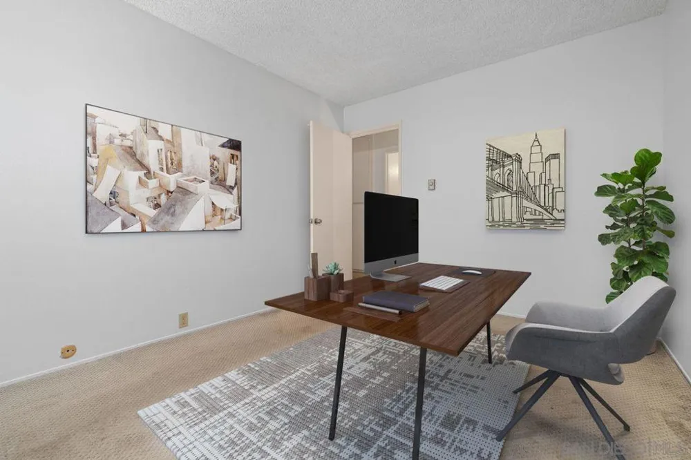 4384 Vision San Diego, CA 92121