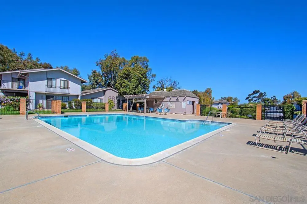 4384 Vision San Diego, CA 92121