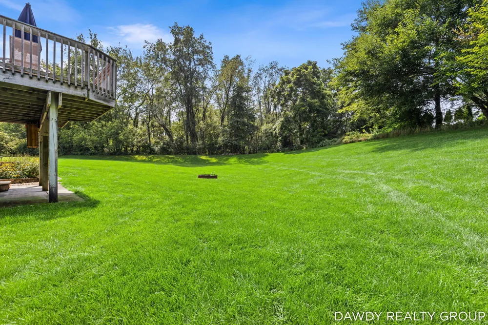 4563 Redbud Court Middleville, MI 49333