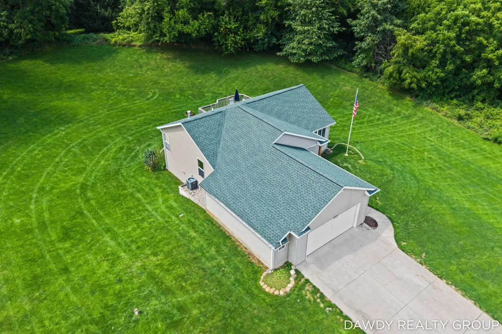 4563 Redbud Court Middleville, MI 49333