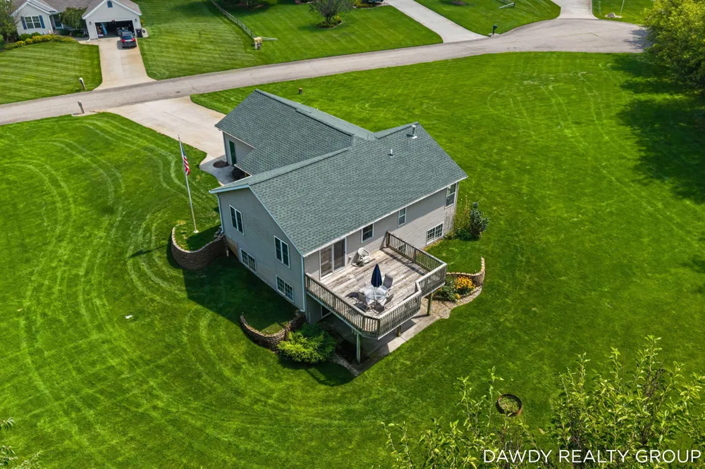 4563 Redbud Court Middleville, MI 49333