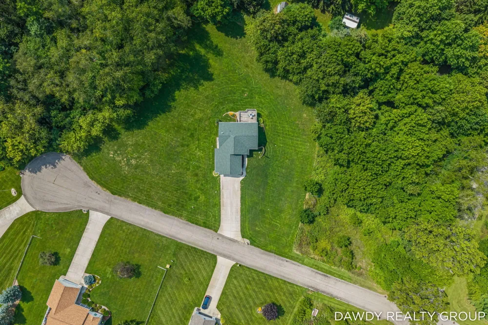 4563 Redbud Court Middleville, MI 49333