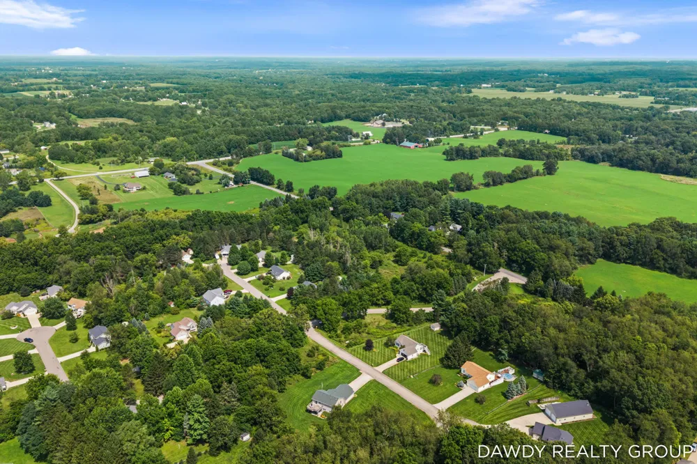 4563 Redbud Court Middleville, MI 49333