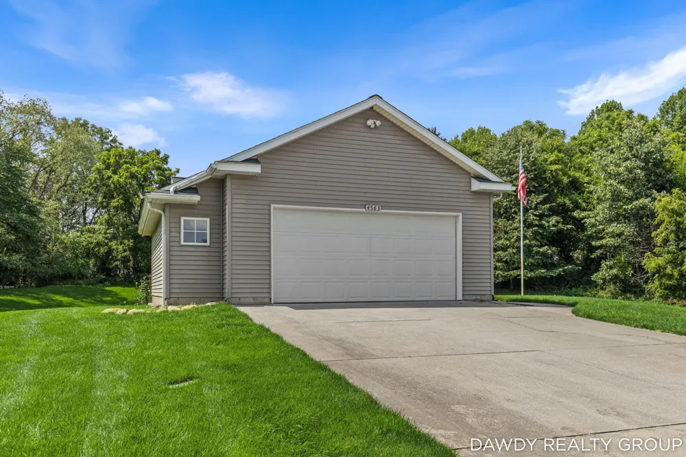 4563 Redbud Court Middleville, MI 49333