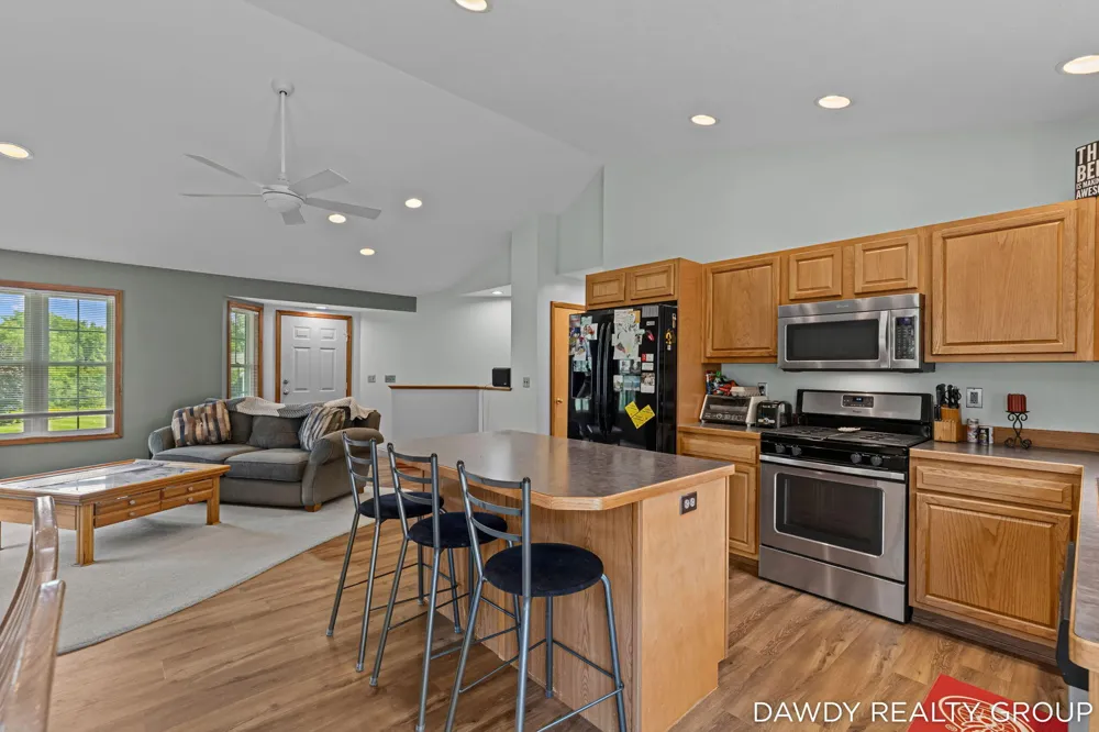 4563 Redbud Court Middleville, MI 49333