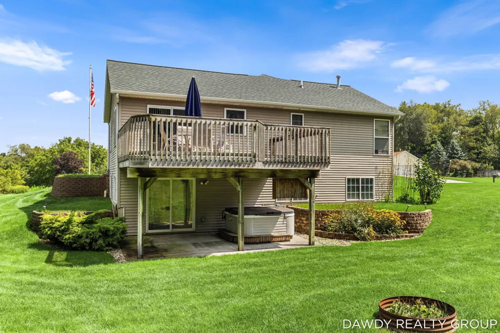 4563 Redbud Court Middleville, MI 49333