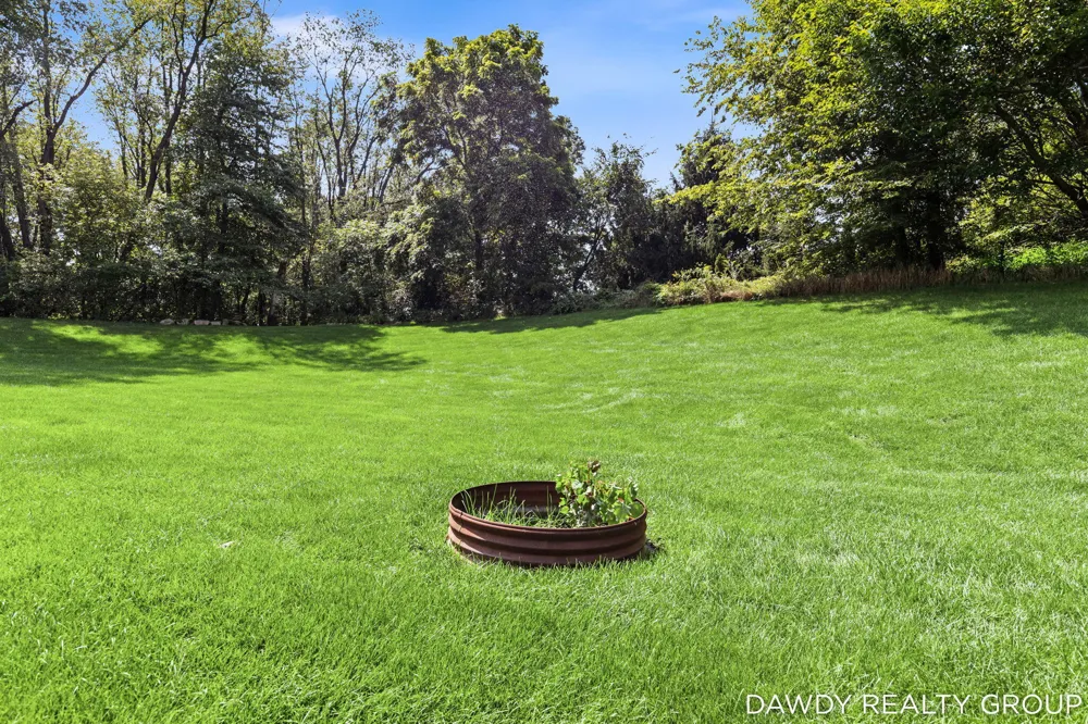 4563 Redbud Court Middleville, MI 49333