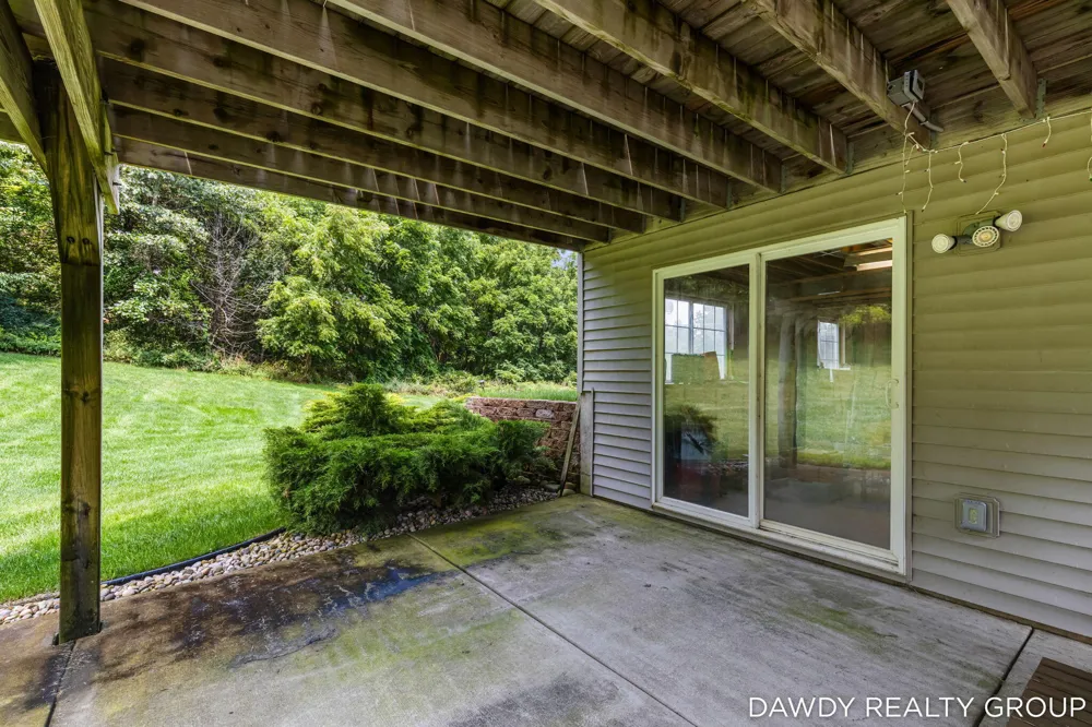 4563 Redbud Court Middleville, MI 49333