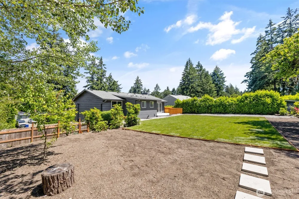 8712 Wildwood Avenue SW Lakewood, WA 98498